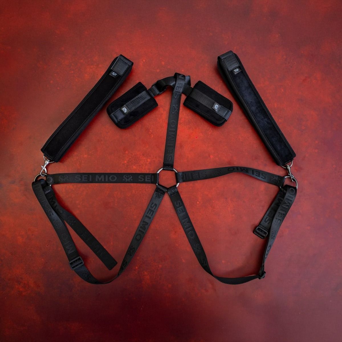 SEI MIO 'Trussed Issues' Adjustable Body Harness