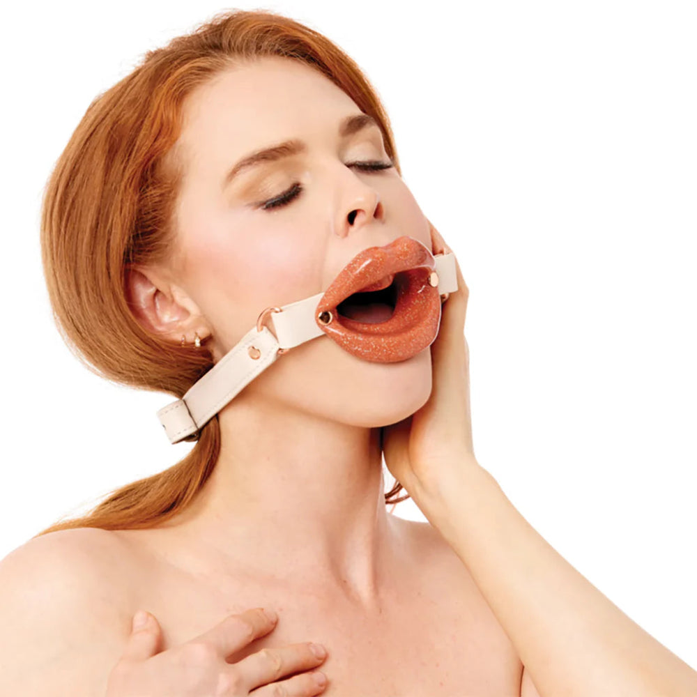 S&M Peaches 'n CreaMe Silicone Lips Gag