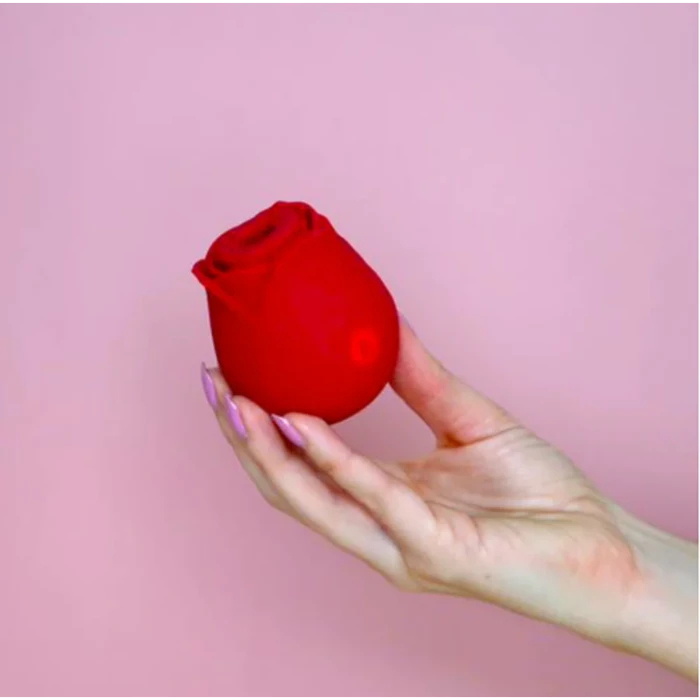 Voodoo Beso 'Flower Power' -Red