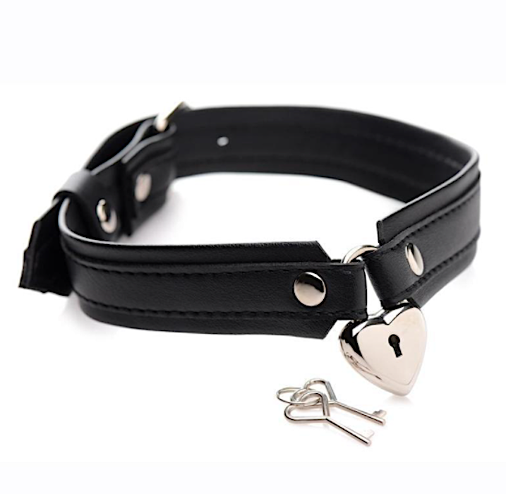 Strict "Locking Heart" Collar -Black
